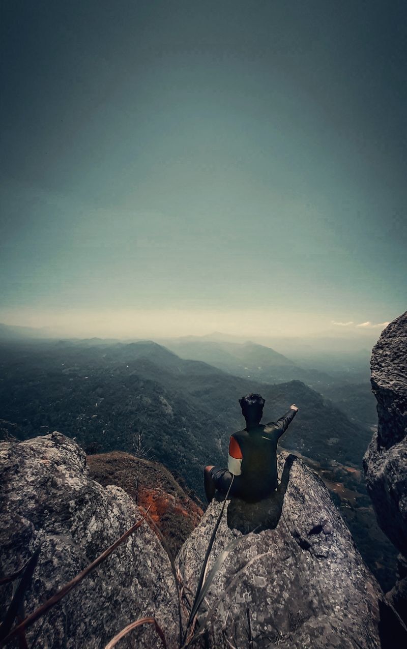 Alagalla Mountain 